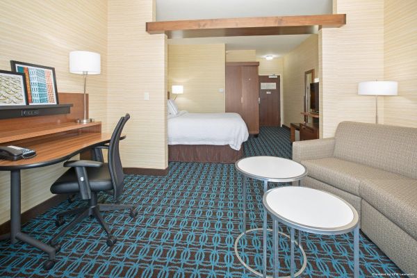 Fairfield Inn & Suites Burlington Fairfield Inn & Suites Burlington